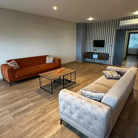 Hotel apartamentowy North Pearl Arsin