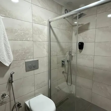 Hotel apartamentowy North Pearl Arsin